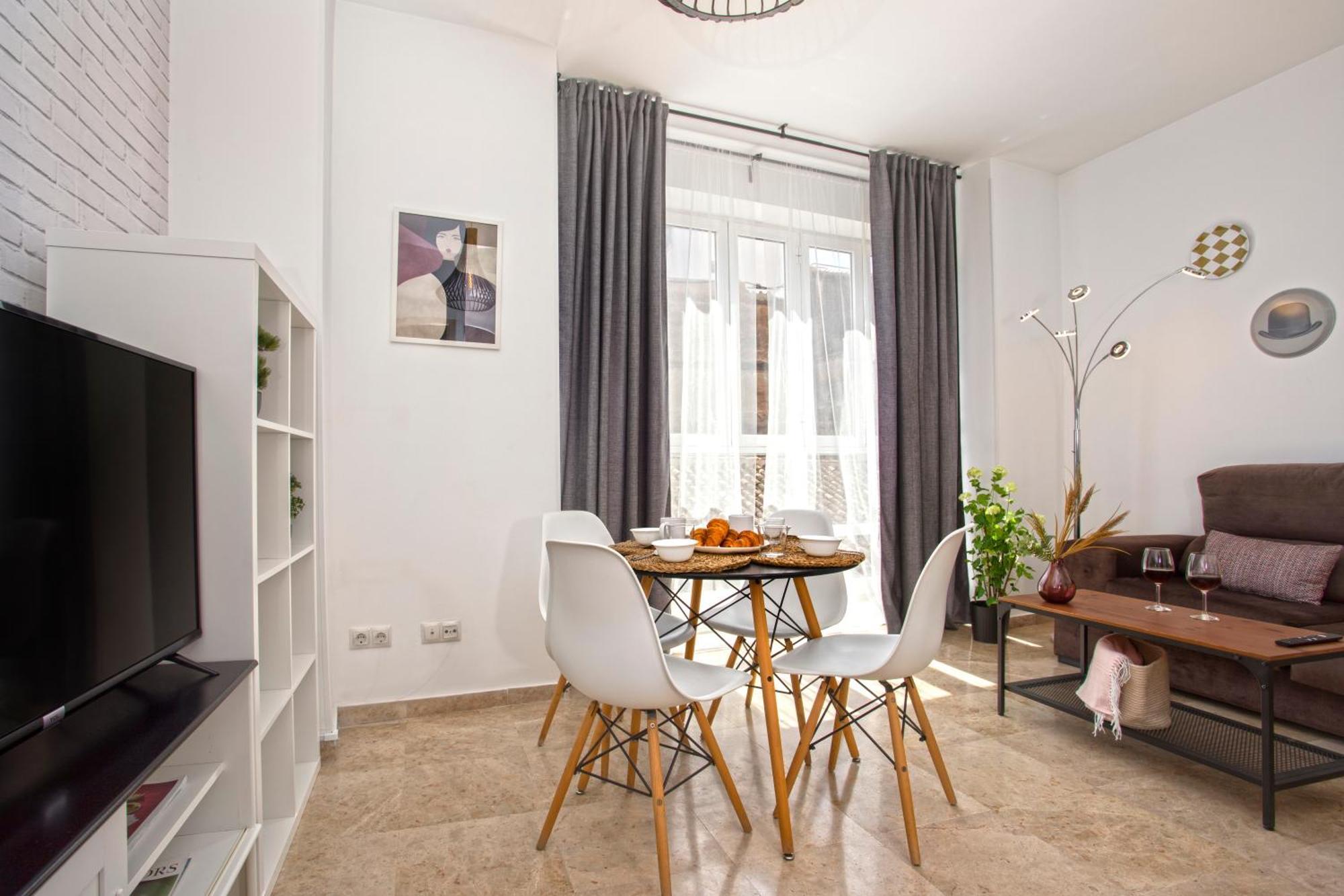 Precioso Apartamento En Pleno Centro By Rent Me Málaga Eksteriør bilde